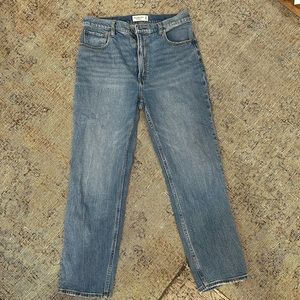 Abercrombie & Fitch Ankle straight ultra high rise size 30